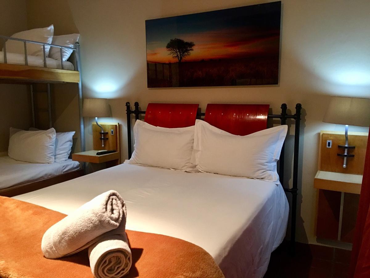 Travel Inn Крунстад Екстер'єр фото